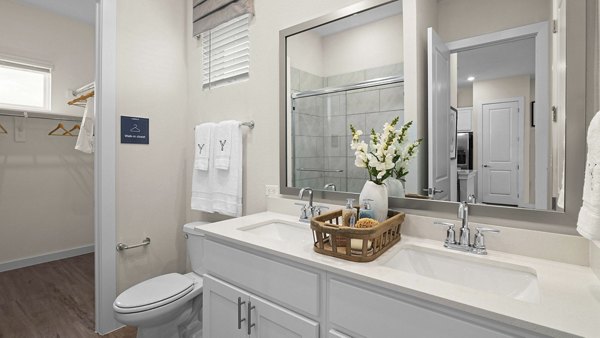 bathroom at Yardly Stoneridge Apartments