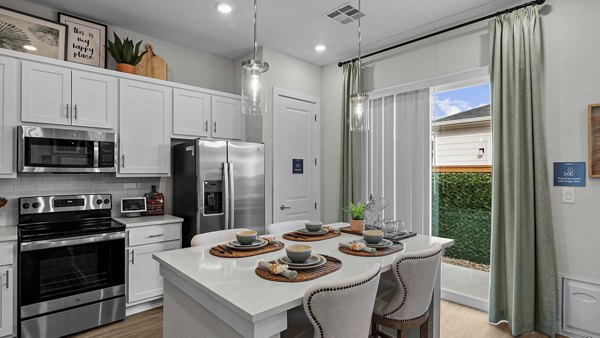 kitchen at Yardly Stoneridge Apartments