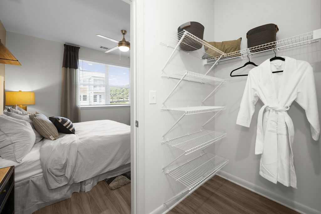 Allora Southview Apartments 20 of 25