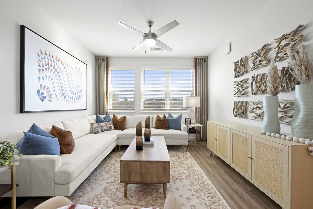 Allora Southview Apartments 13 of 25