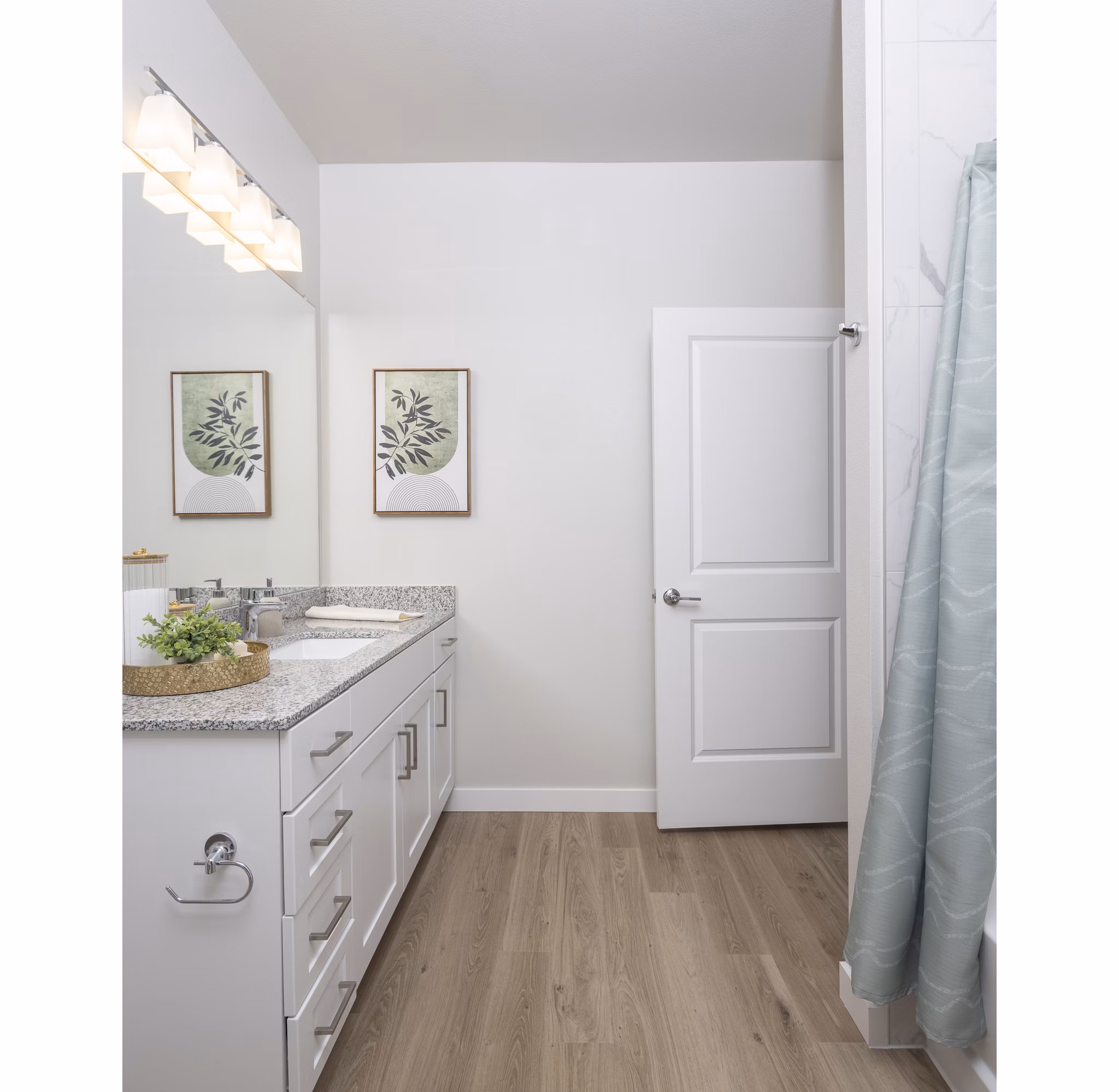 bathroom at Broadstone Garden Oaks Apartments 