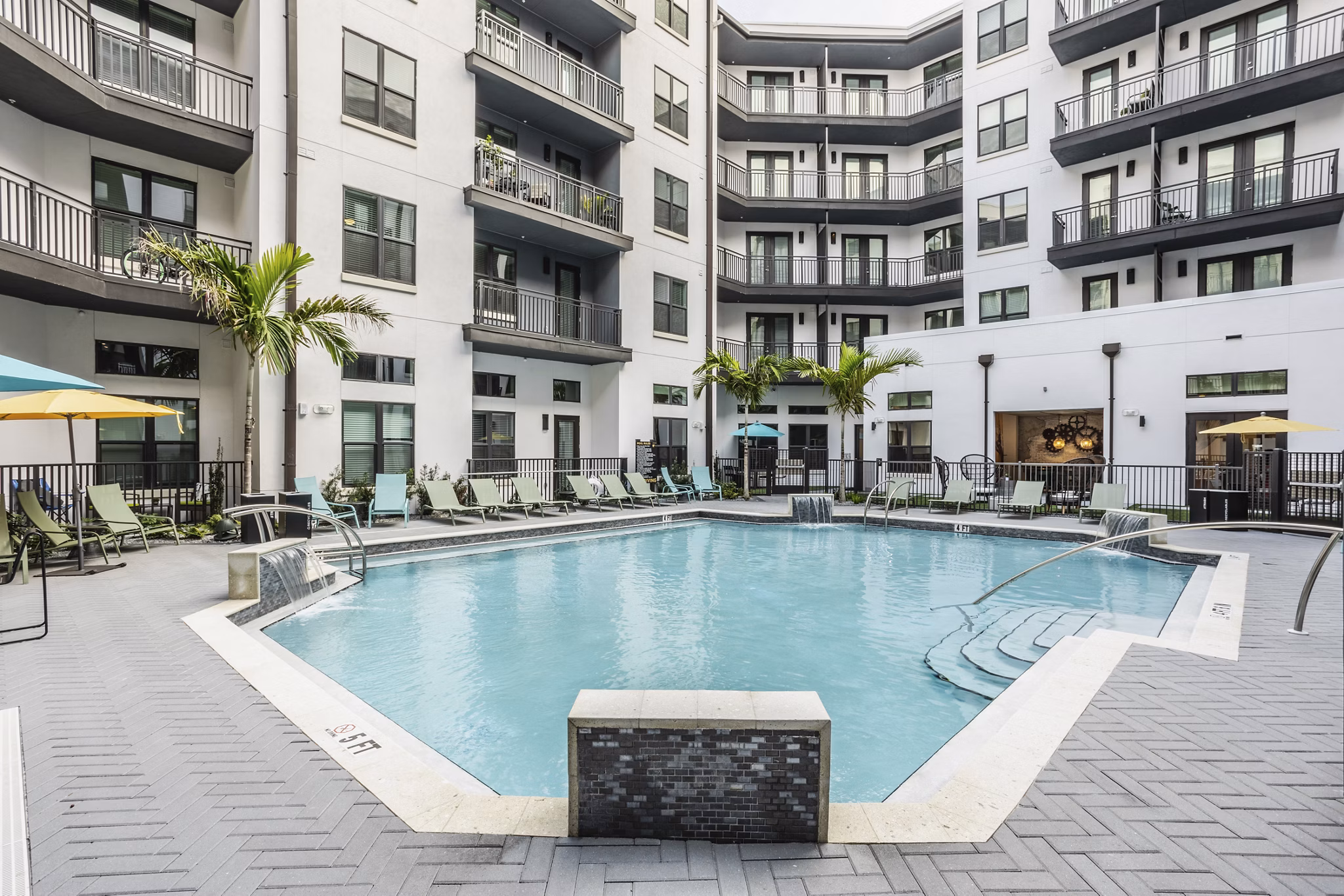 pool at Lector 85 Apartments