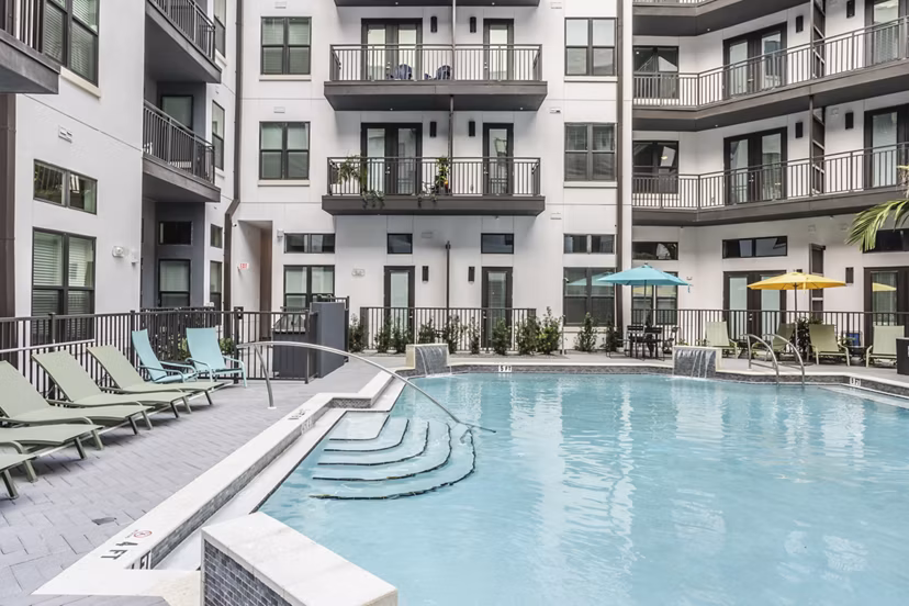 pool at Lector 85 Apartments