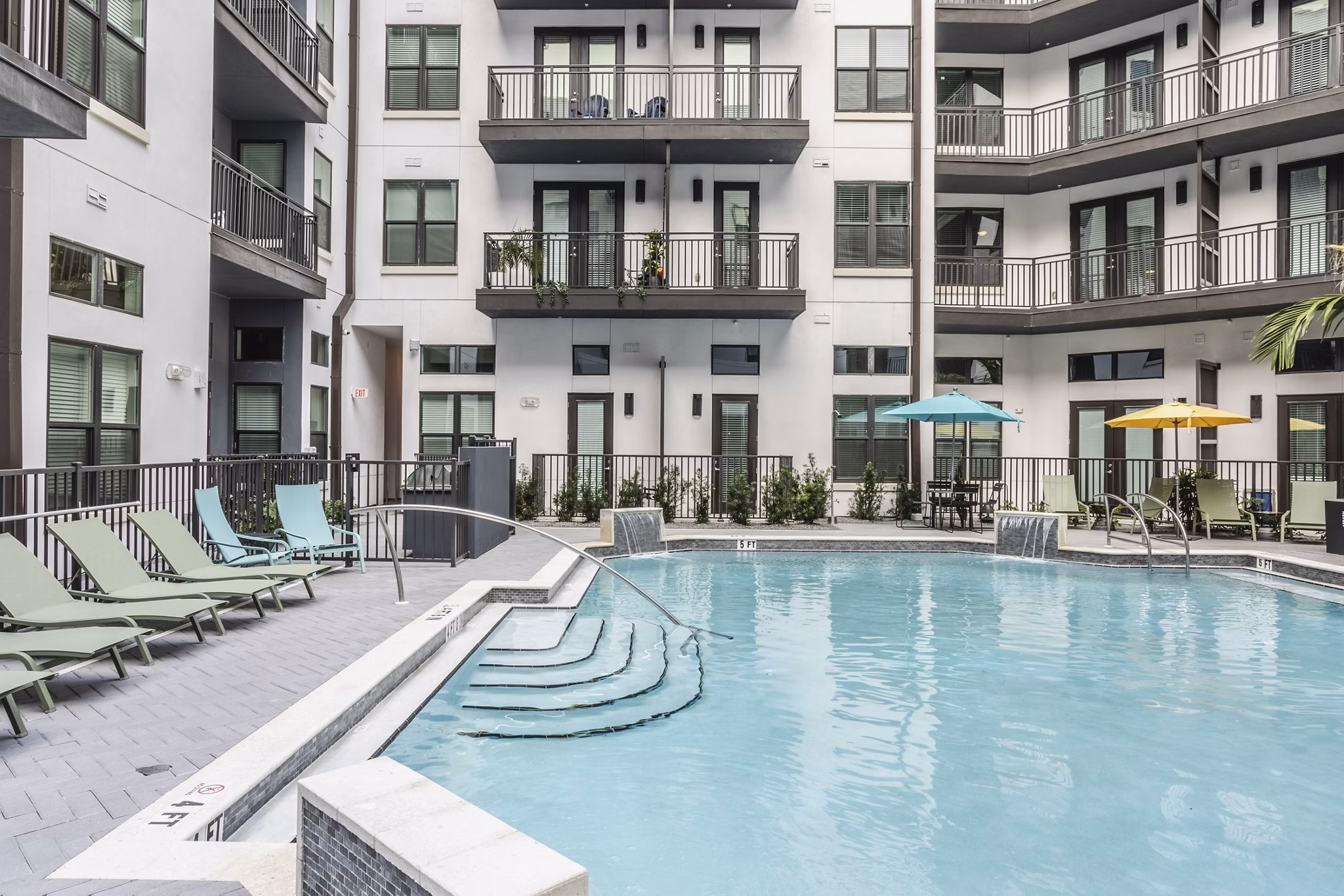 pool at Lector 85 Apartments