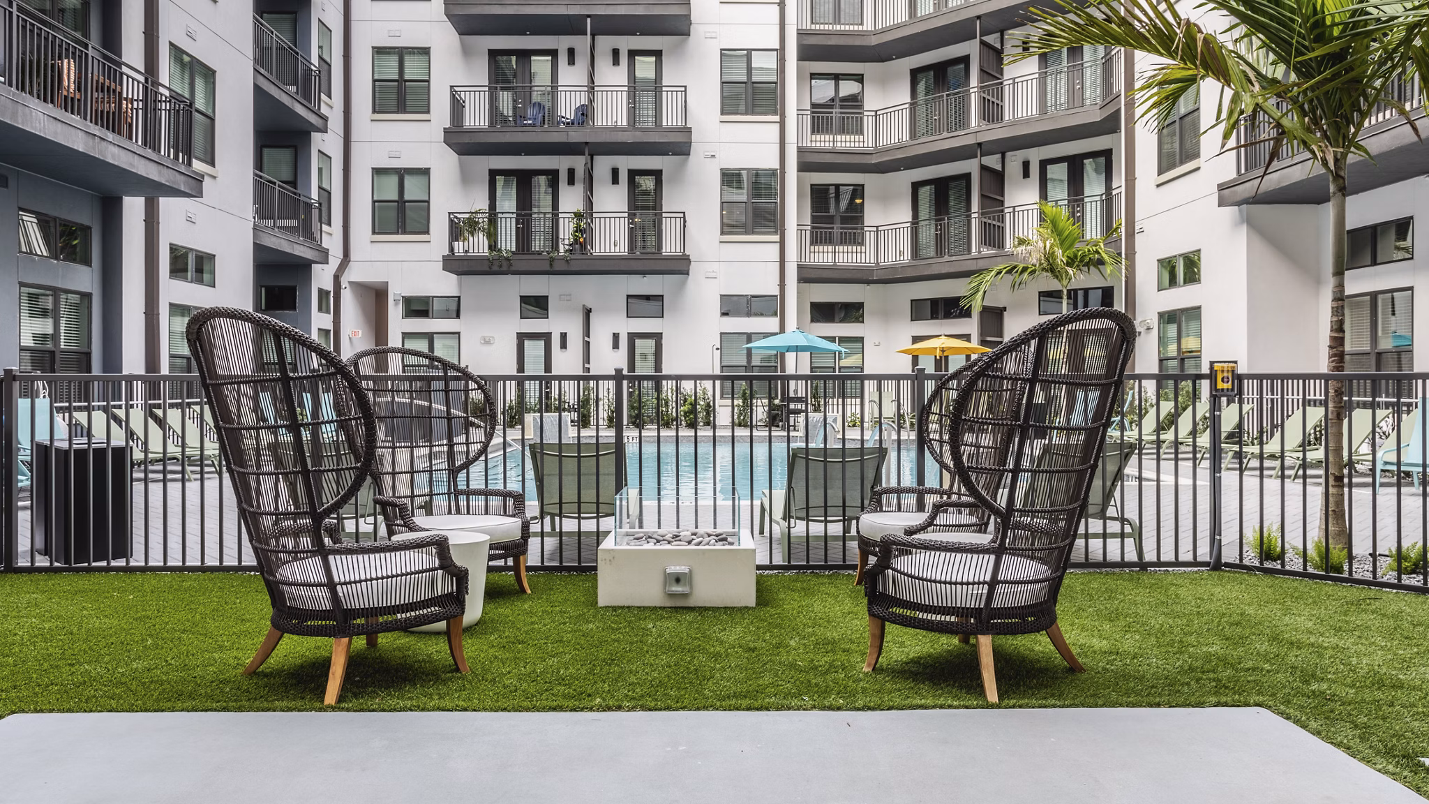 fire pit at Lector 85 Apartments