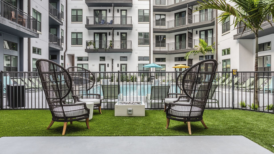 fire pit at Lector 85 Apartments