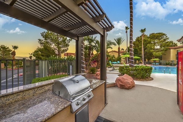 Outdoor grill area and patio at Parkway Townhomes luxury apartments, perfect for entertaining and relaxation