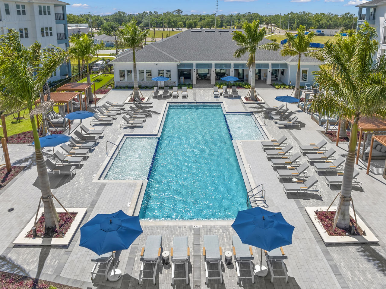 Marlowe Jacaranda Venice Fl 2 of 12