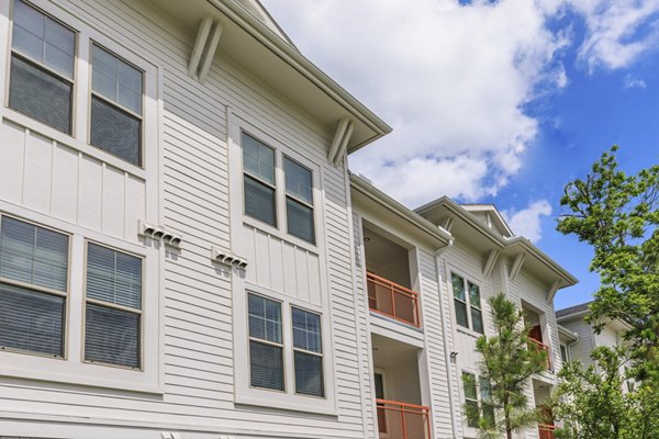 Wyldewood Gosling Apartments: Elegant building featuring modern architecture in a vibrant neighborhood