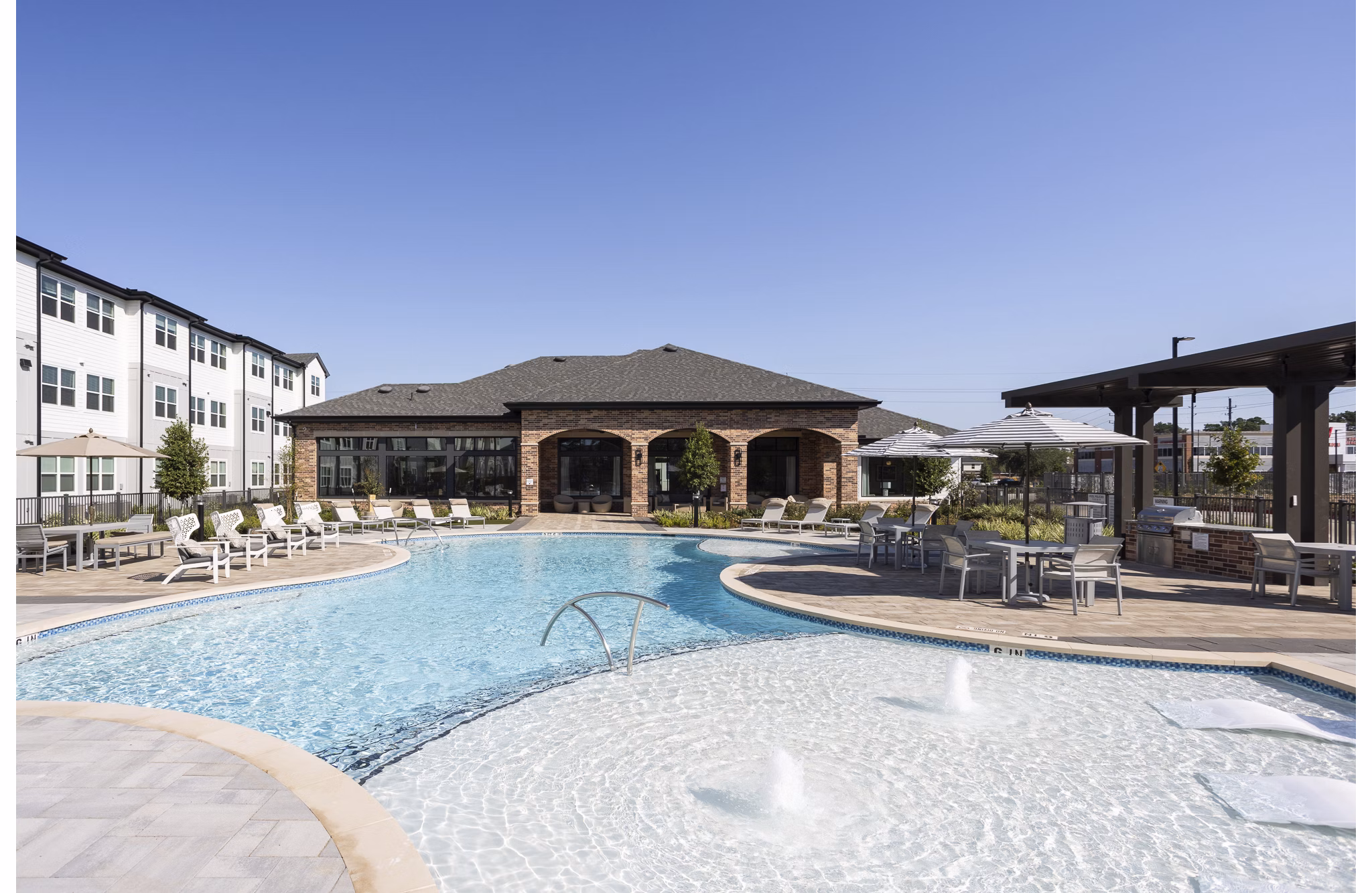 pool at Prose Sterling Apartments