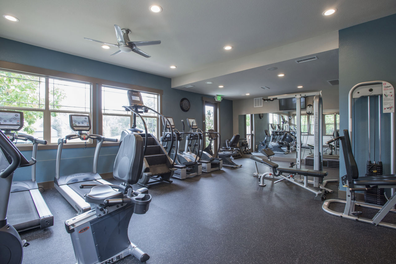 Gym at Woodline Place (1 of 2)