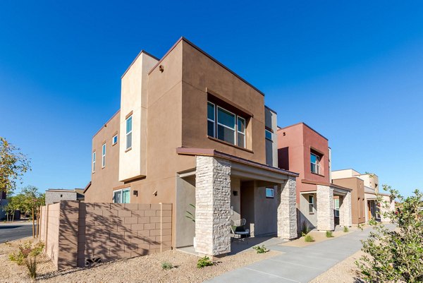 building at Summerwell Peoria Place Apartments