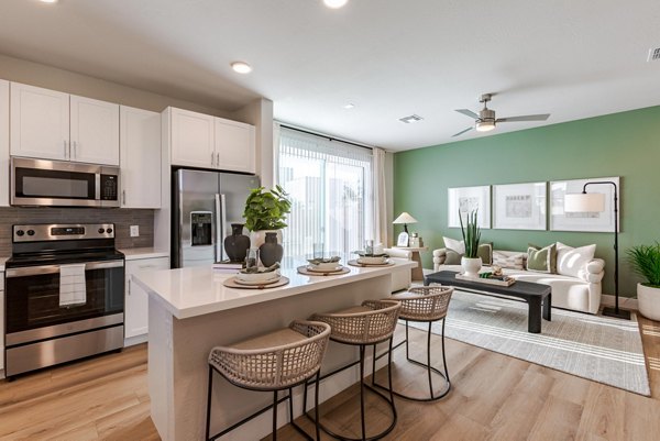 dining room at Summerwell Peoria Place Apartments