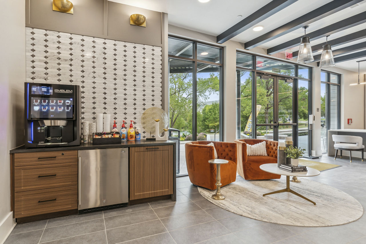 Alta Park Central Dallas Tx 3 of 12