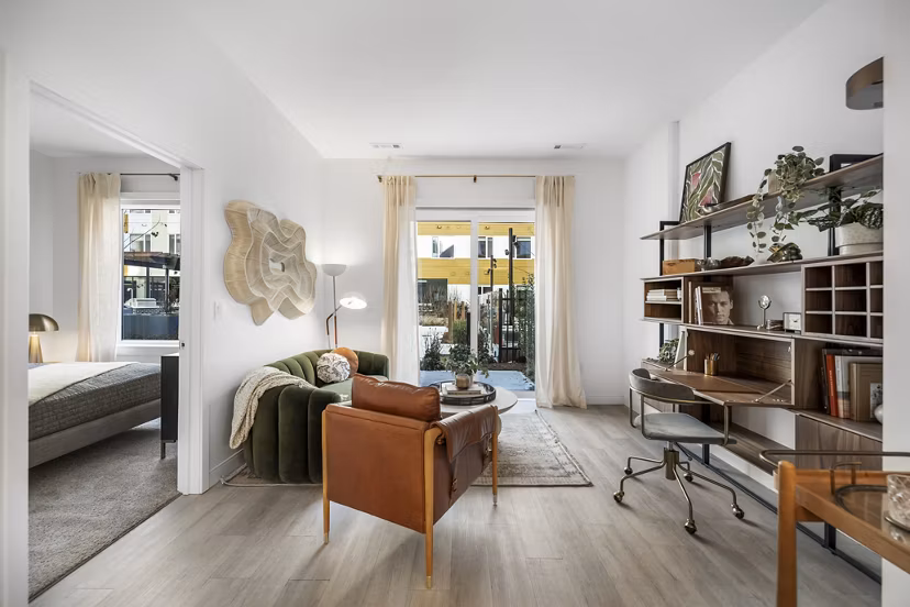 living room at Maxwell Apartments