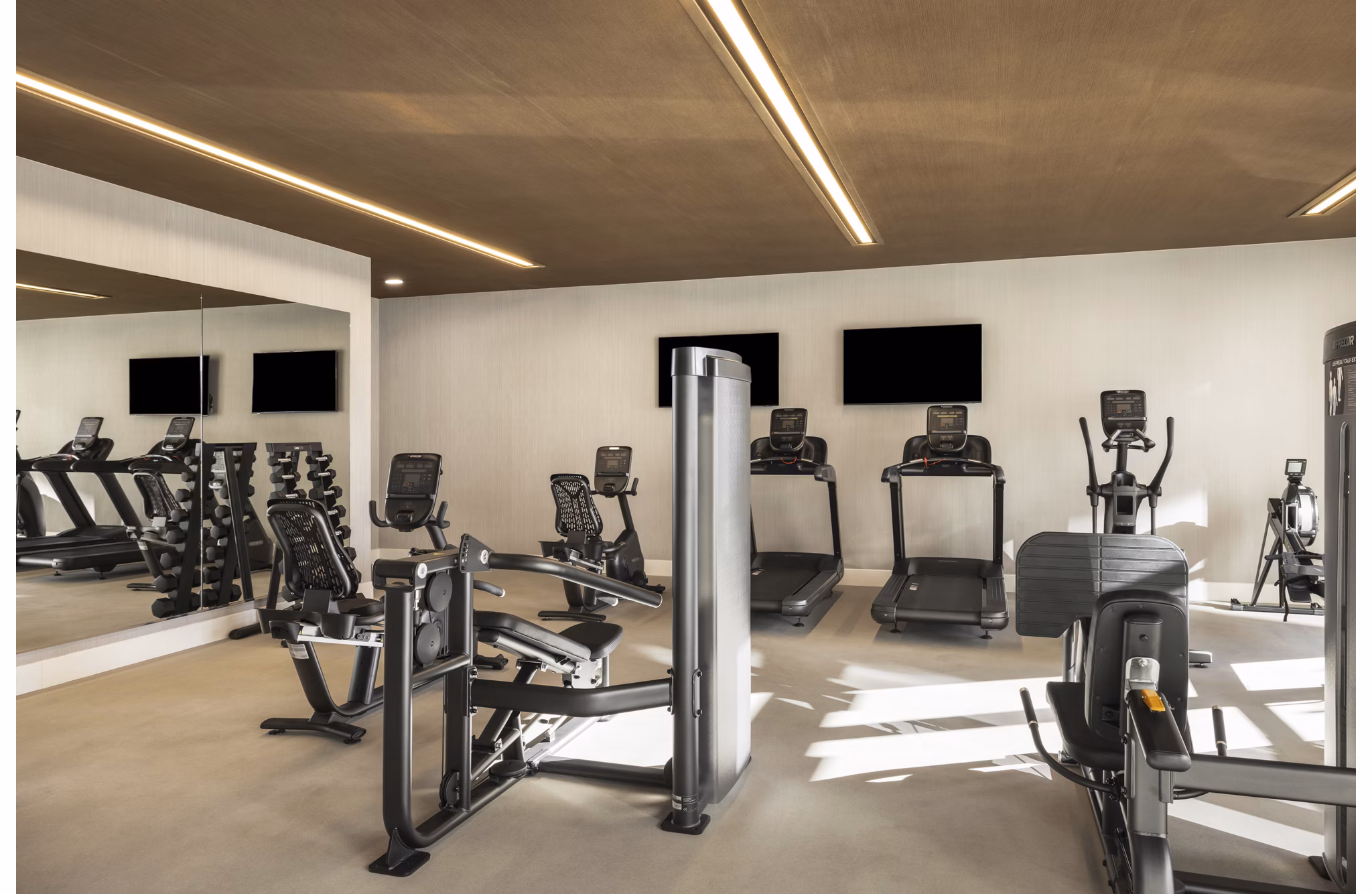 fitness center at Aspendale Centennial Apartments 