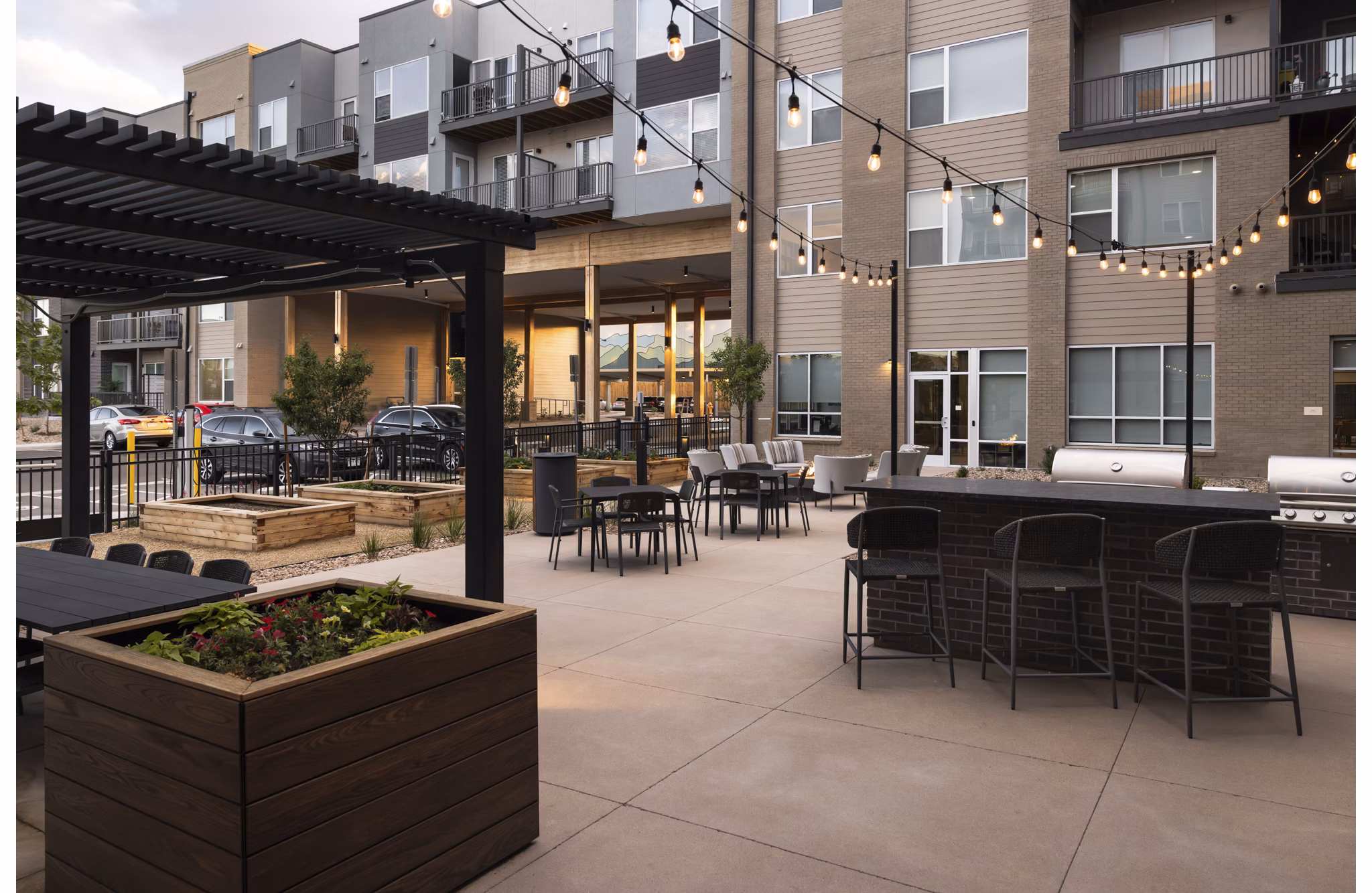 grill area at Aspendale Centennial Apartments