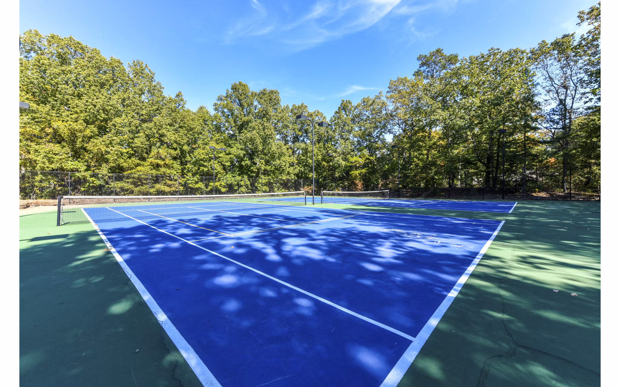 tennis court at Avana Cityview Apartments