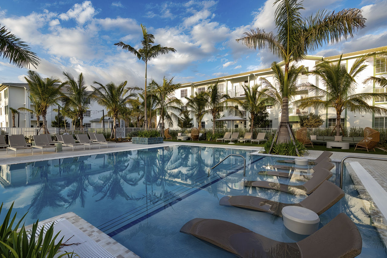 Pool at Marlowe Naples (4 of 8)