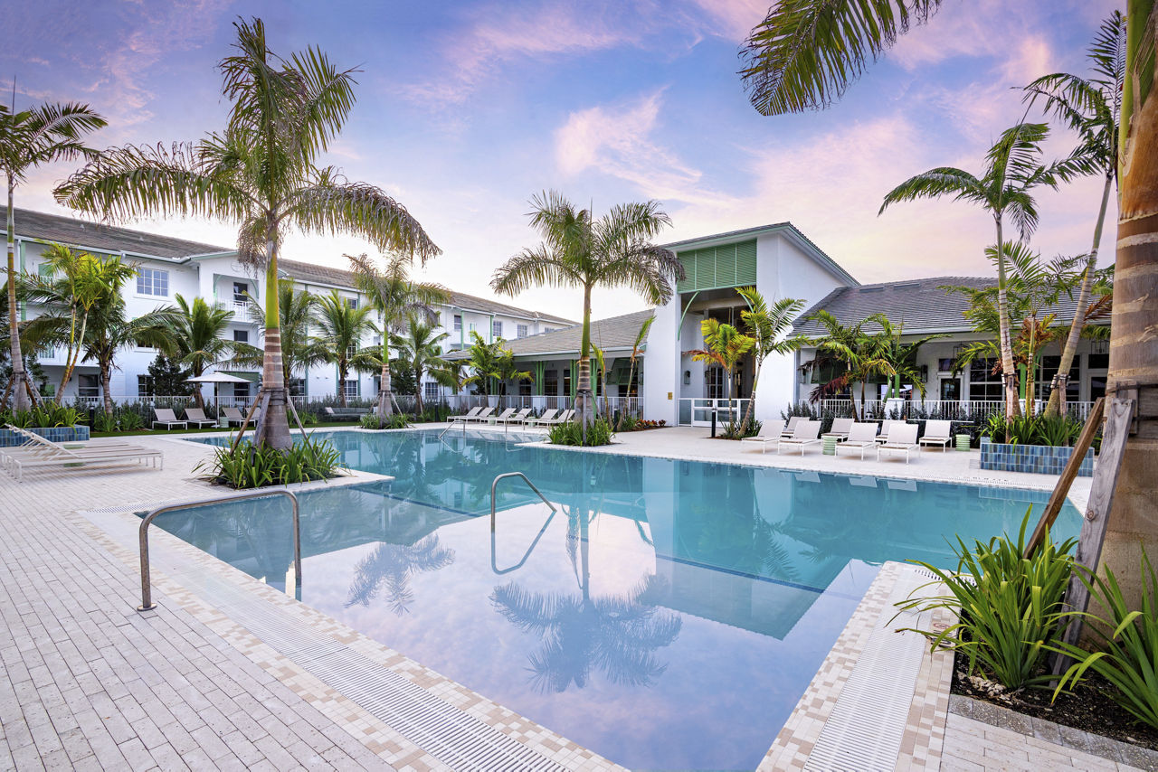 Pool at Marlowe Naples (7 of 8)