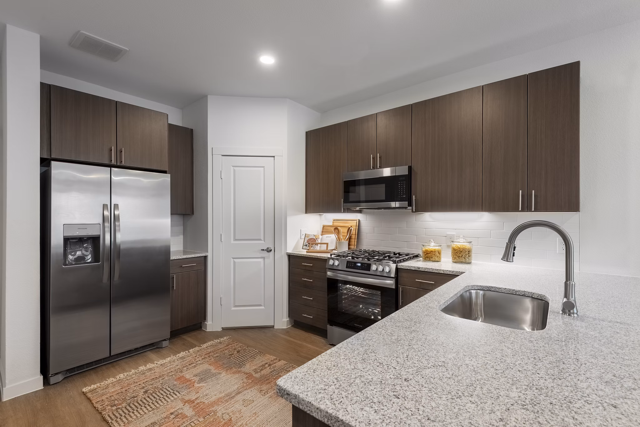 kitchen at Arista McKinney Apartments 