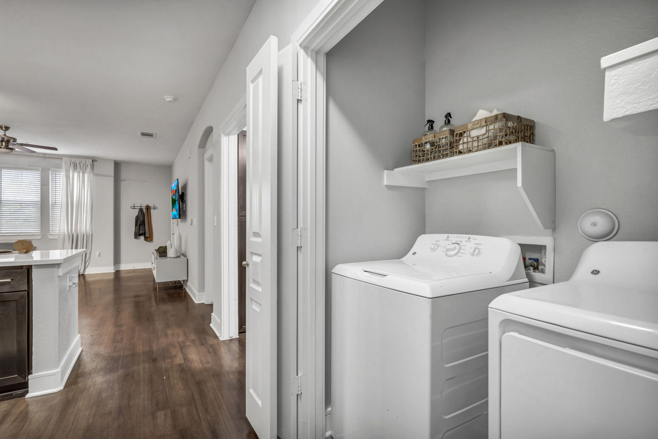 Laundry room at Axis Kessler Park