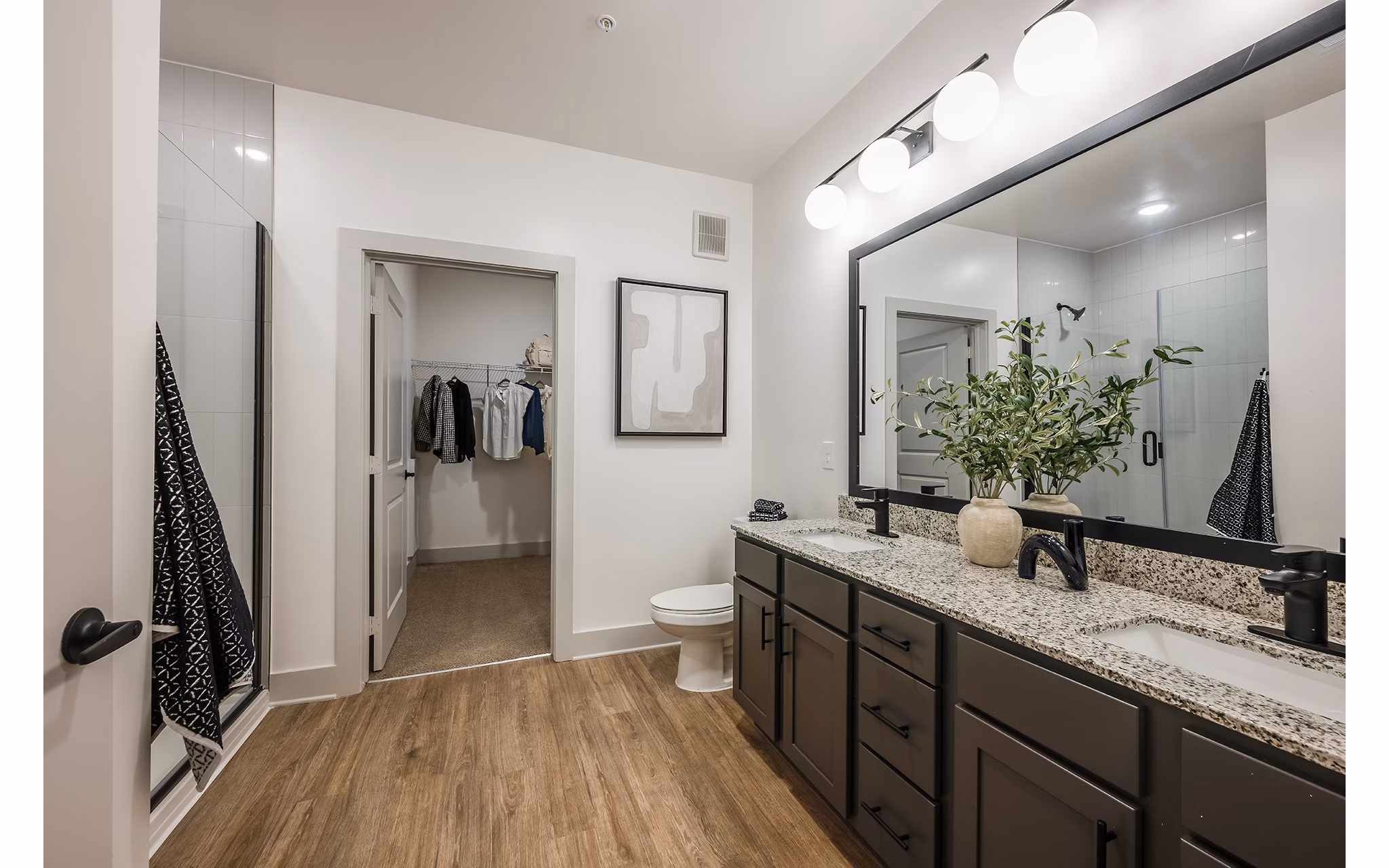 bathroom at Lyria Apartments 
