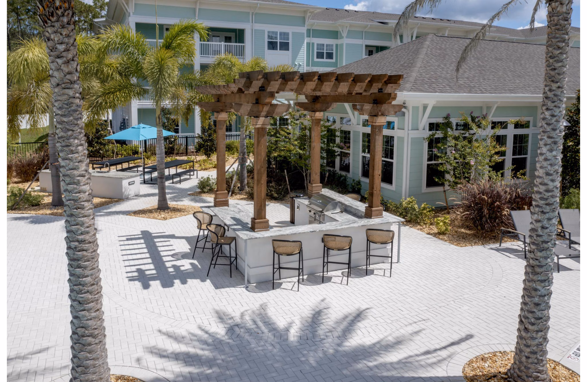 courtyard at Sage at Cypress Cay Apartments