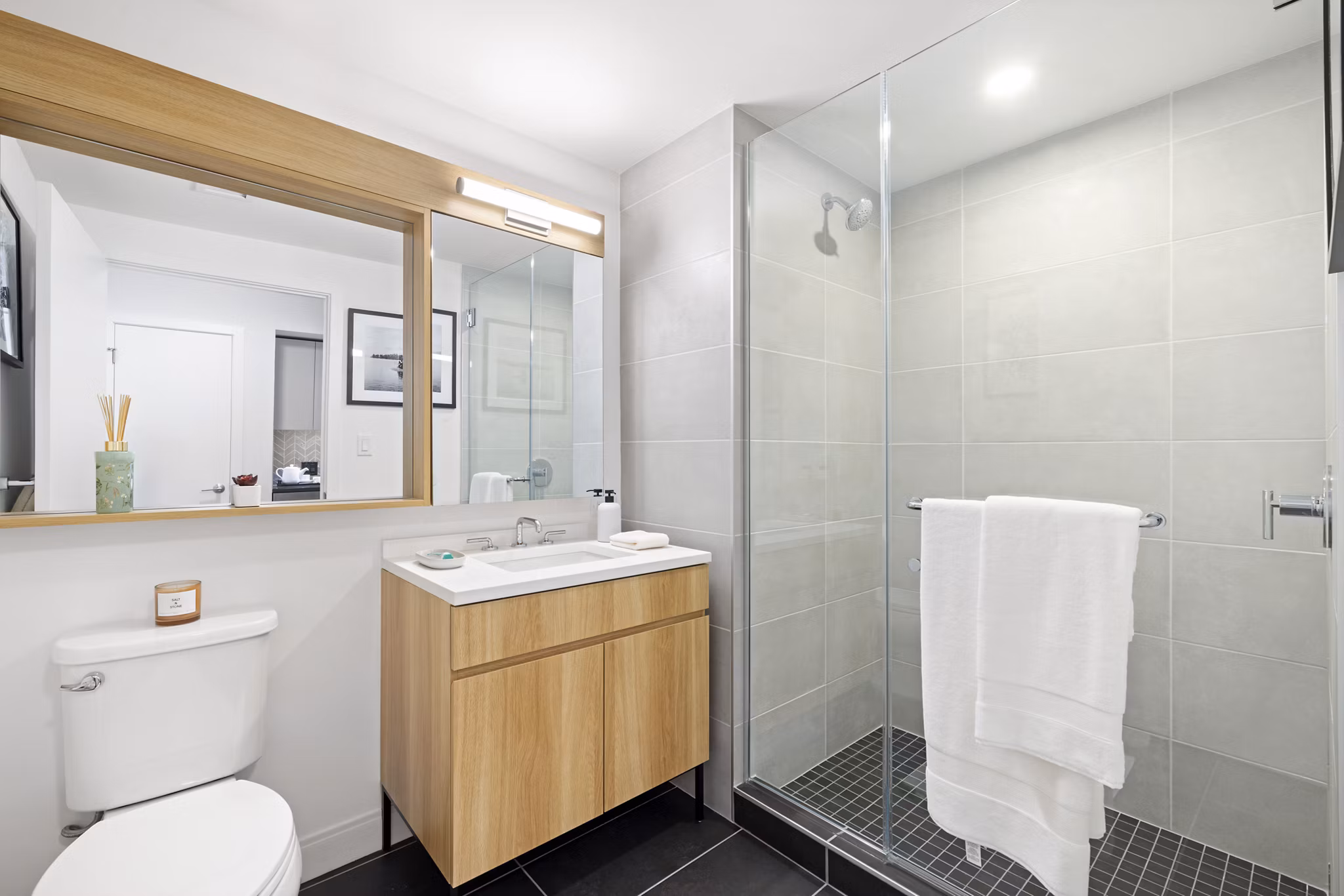 bathroom at The Byron Apartments