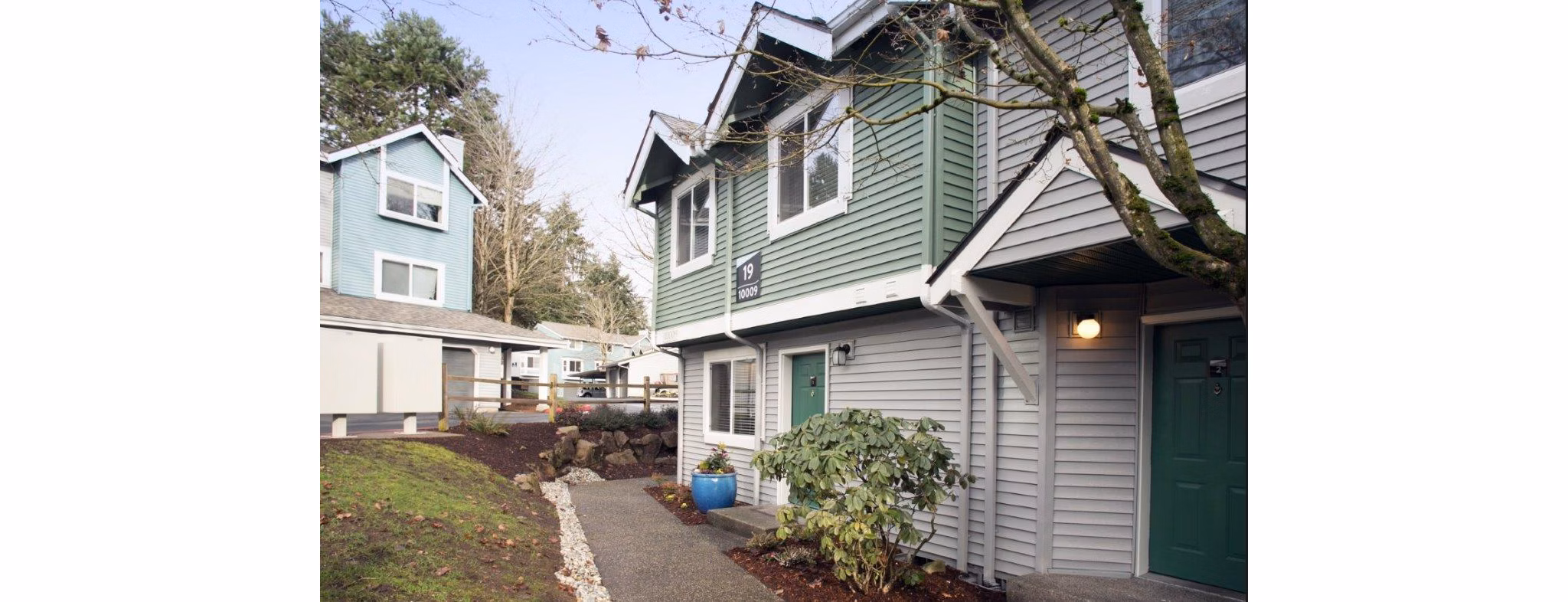 exterior at Hidden River Townhomes Apartments 