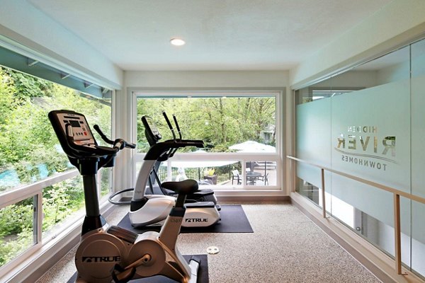 fitness center at Hidden River Townhomes Apartments 