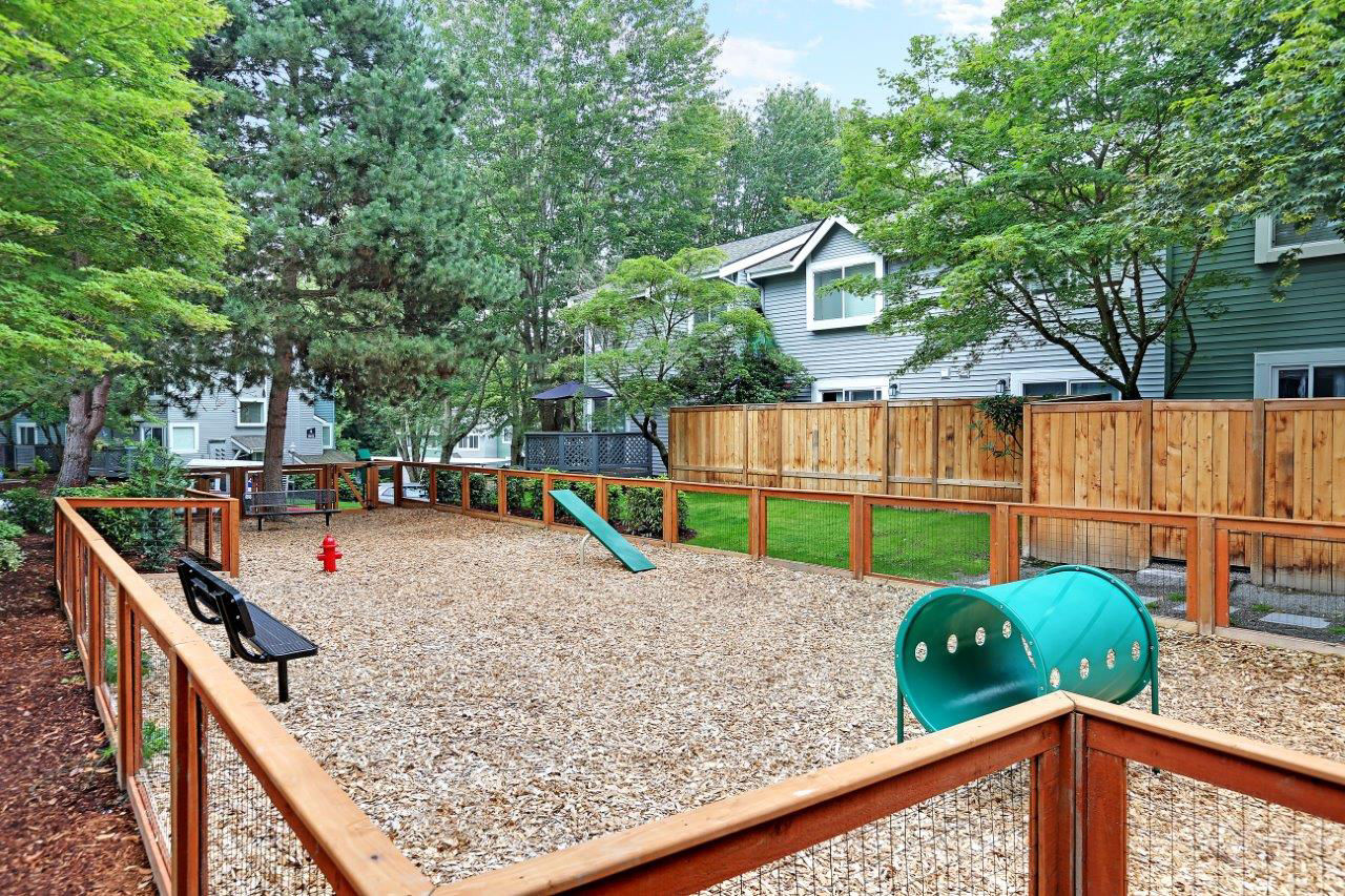 Dog park at Hidden River Townhomes (4 of 5)