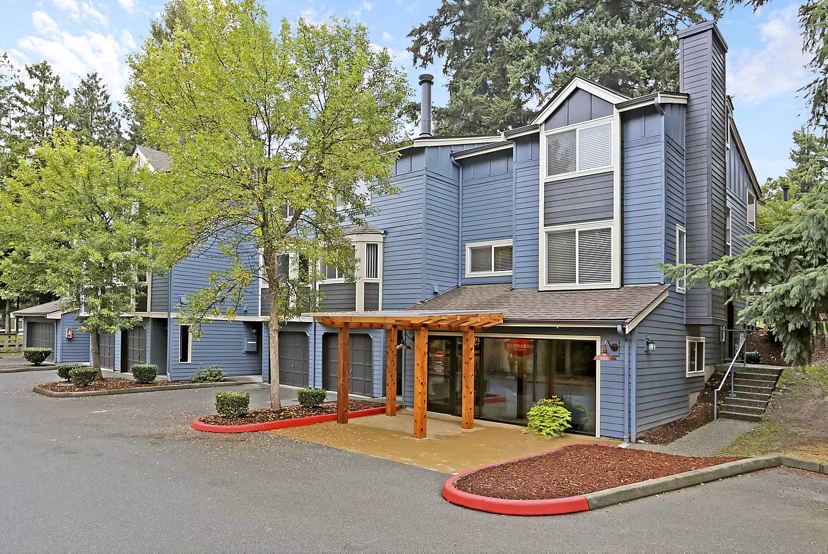 building/exterior at Hubbard's Crossing Apartments