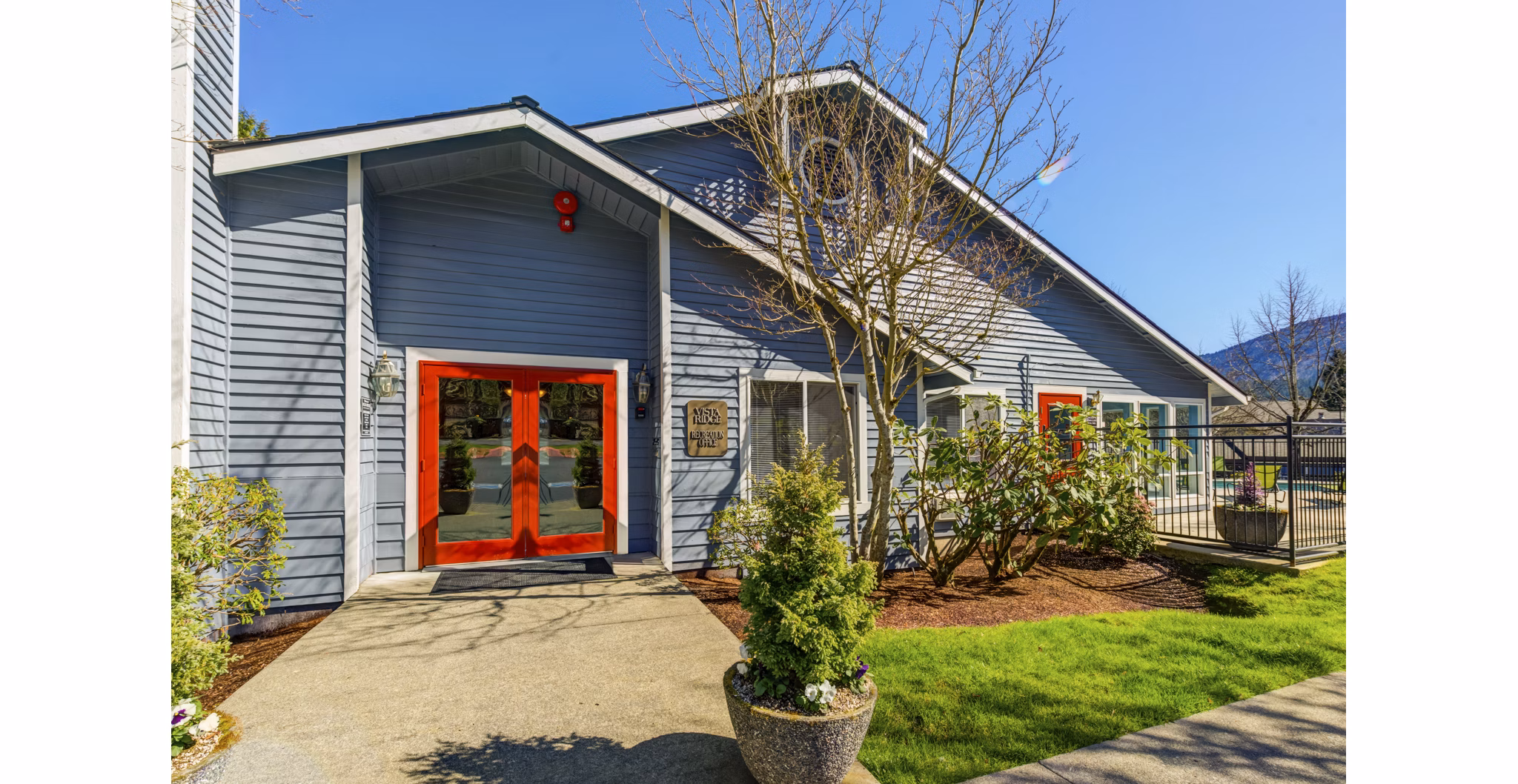 exterior at Vista Ridge Apartments 
