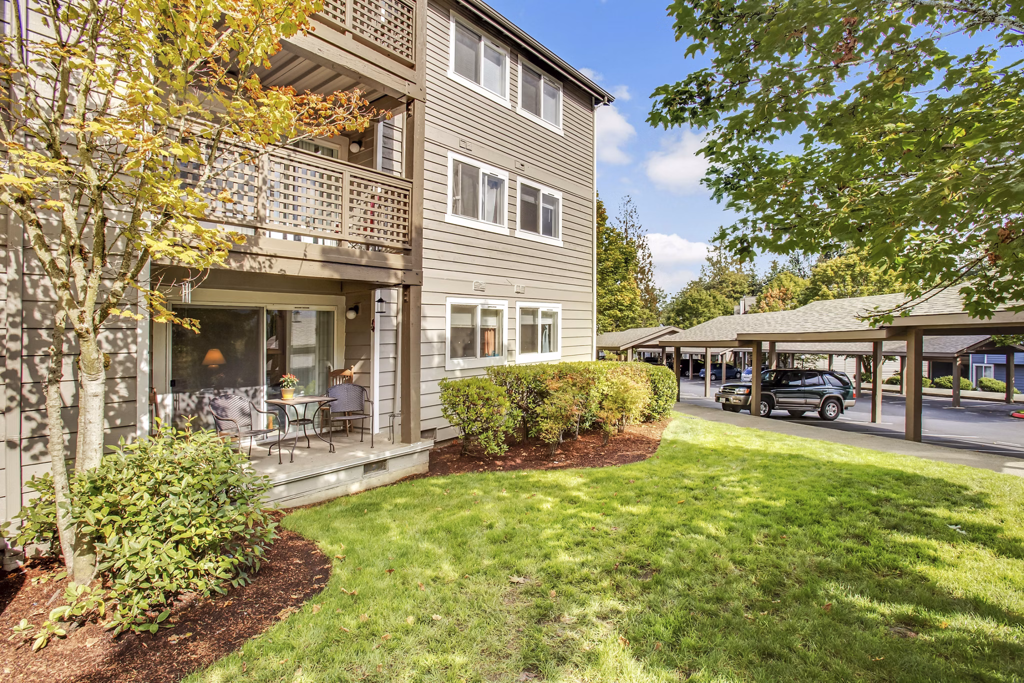 exterior at Vista Ridge Apartments 
