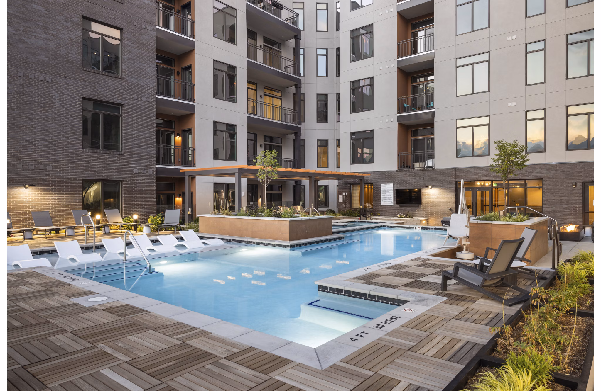 pool at Dorian Apartments