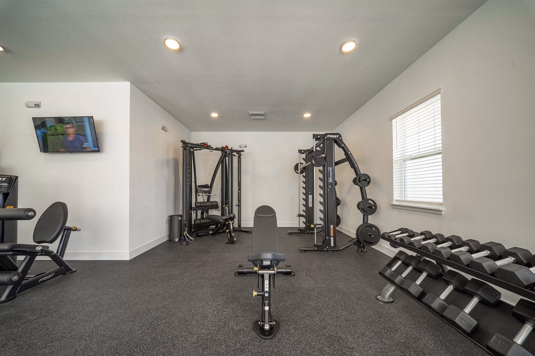 fitness center at Mason's Ridgeb Apartments