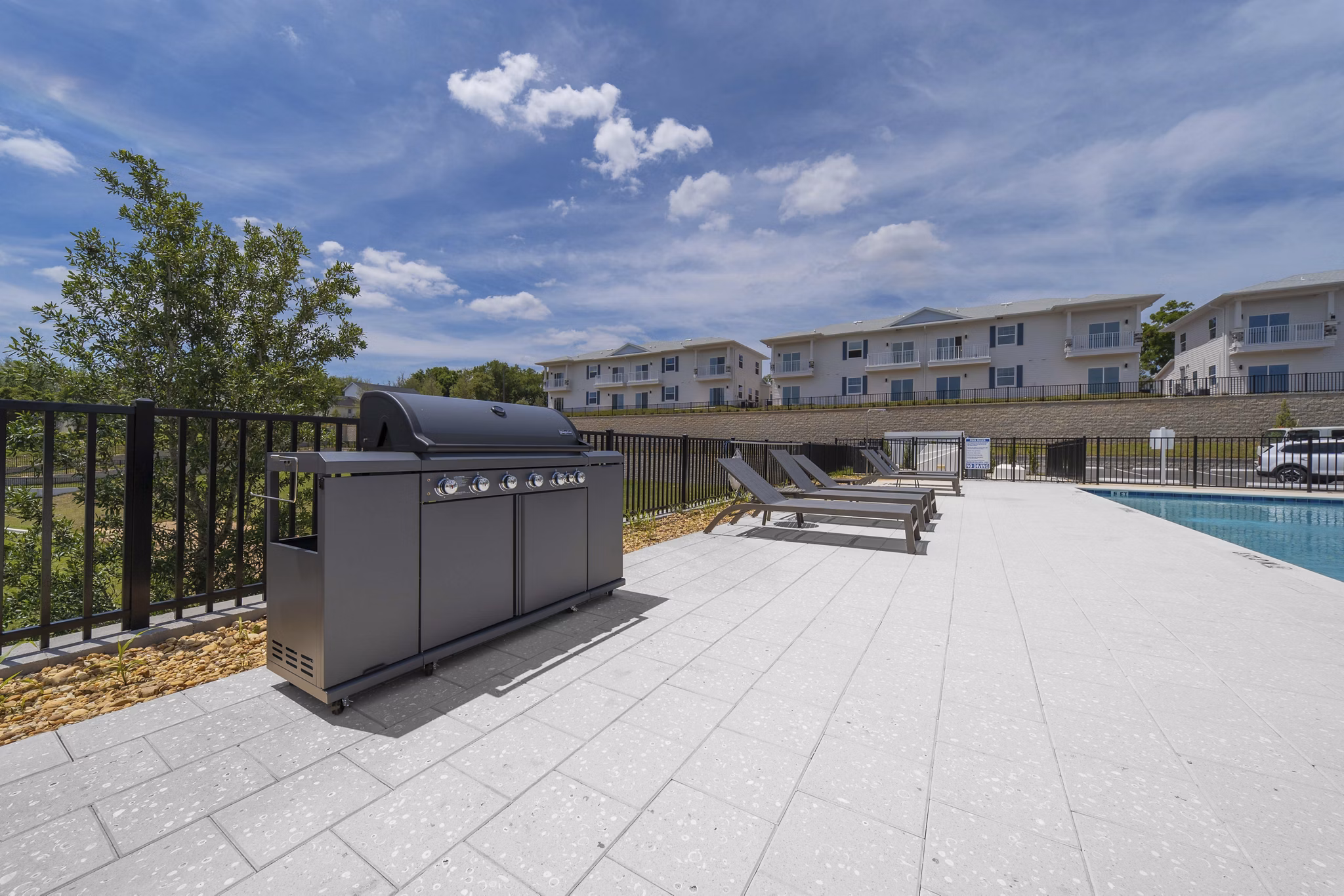 grill area at Mason's Ridgeb Apartments
