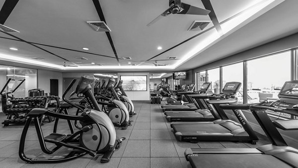 fitness center at Maris Apartments 