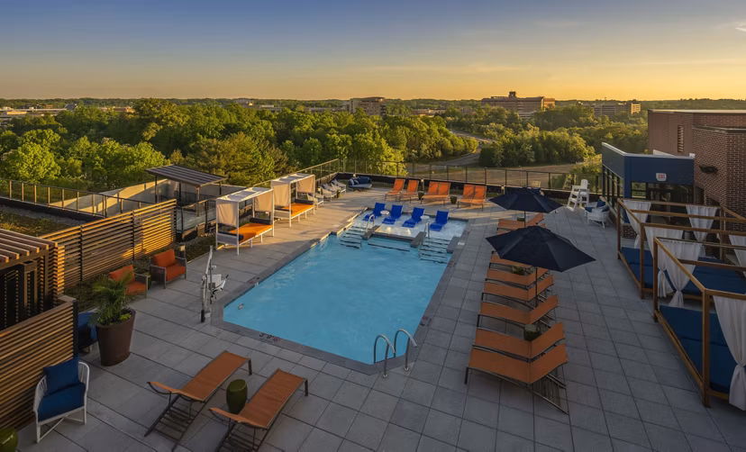 pool at Maris Apartments 