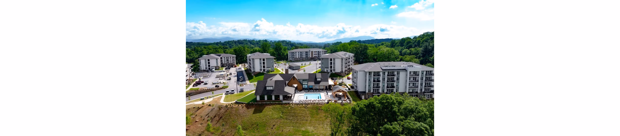 exterior at Hominy at RiverBlue Apartments