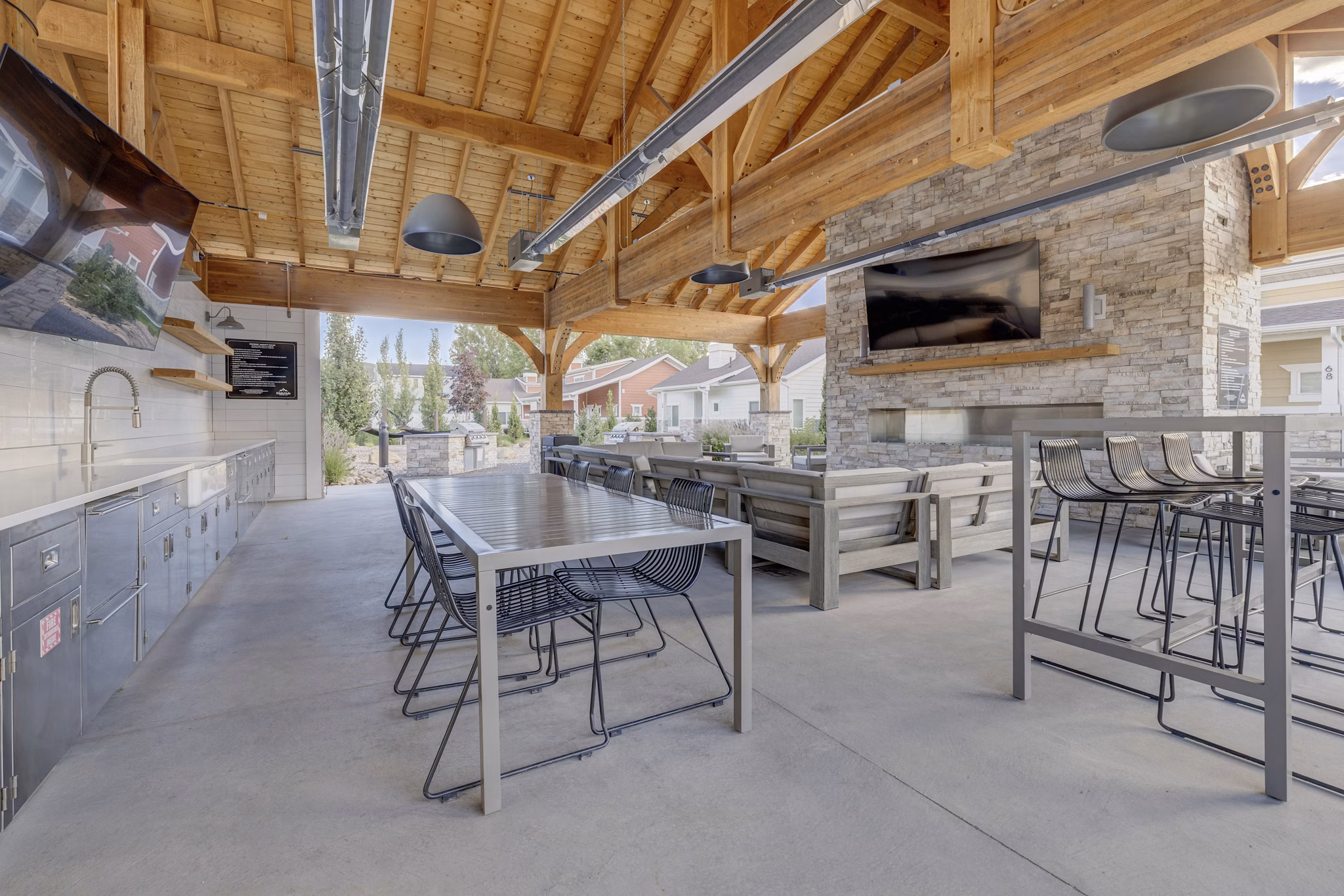 Patio at Sequoia Apartments Apartments