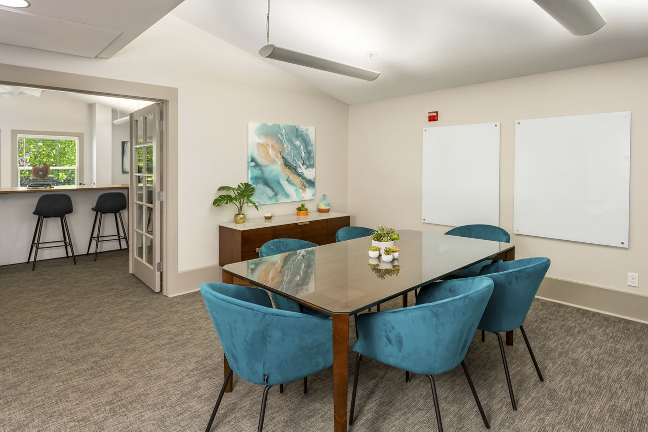 Alaire Apartment Homes Renton Wa 8 of 12