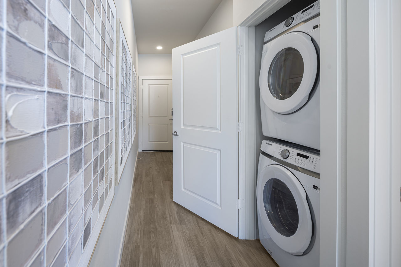 Laundry room at Broadstone Oliver (2 of 2)