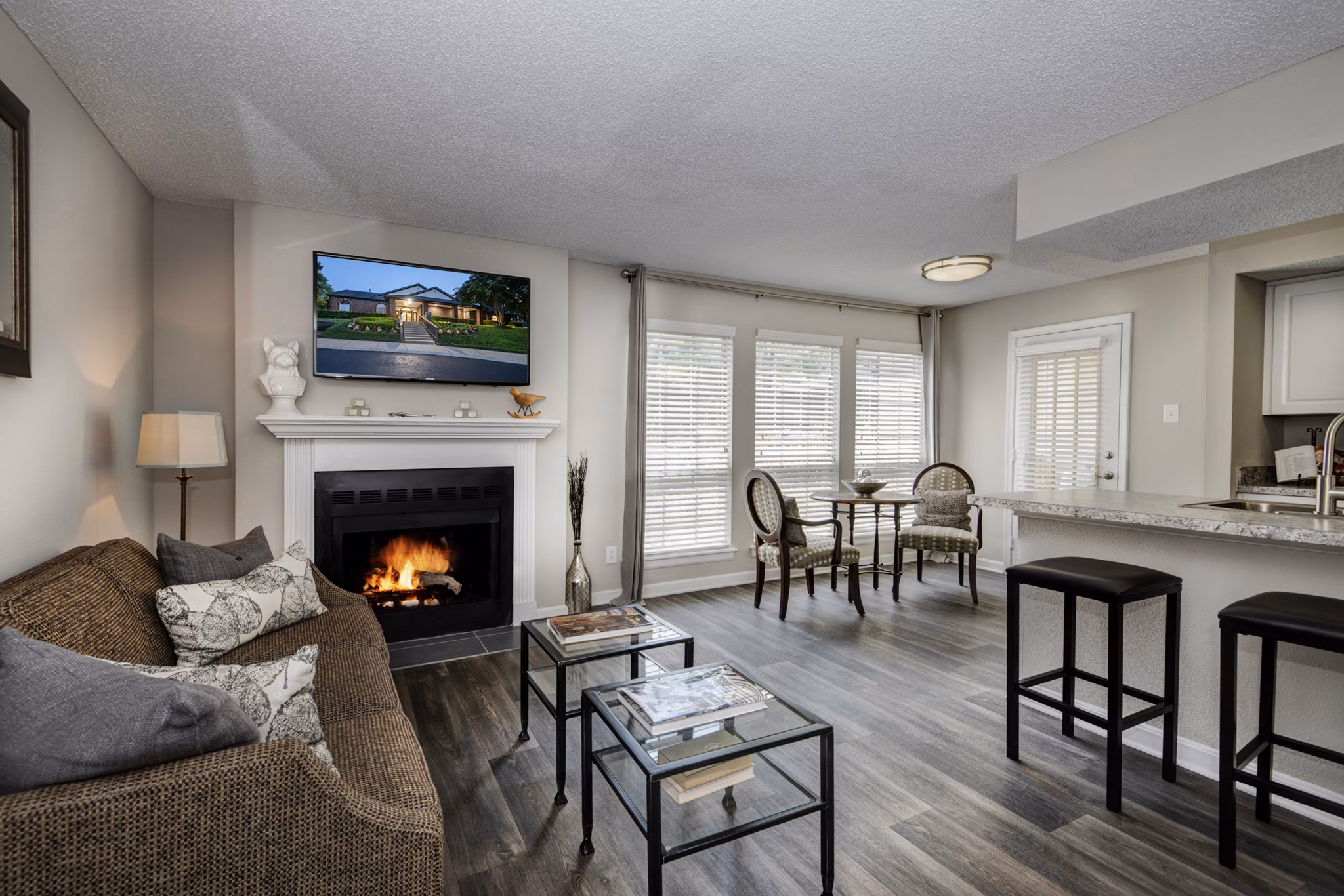 living room at Avana Bellemeade Apartments