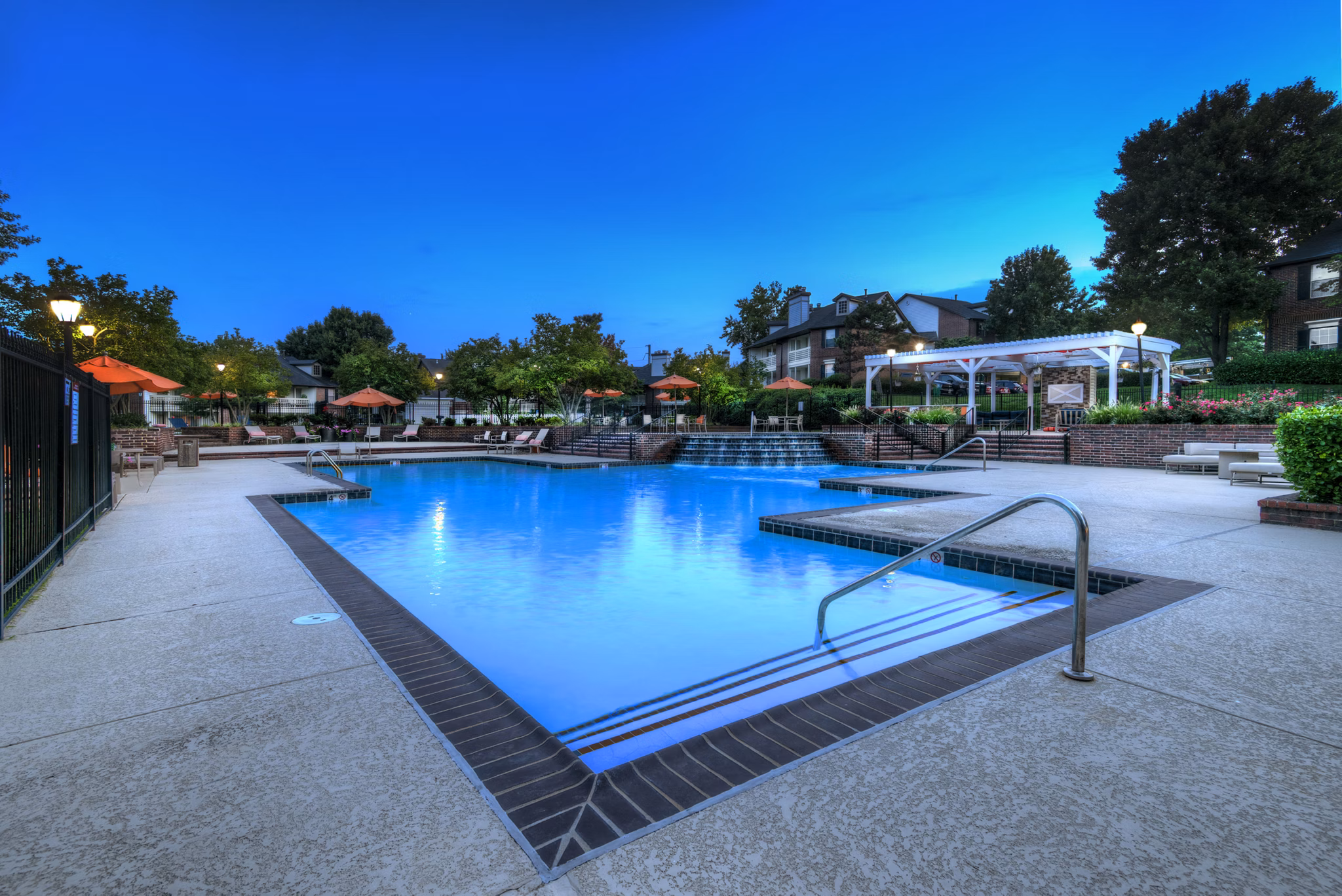 pool at Avana Bellemeade Apartments