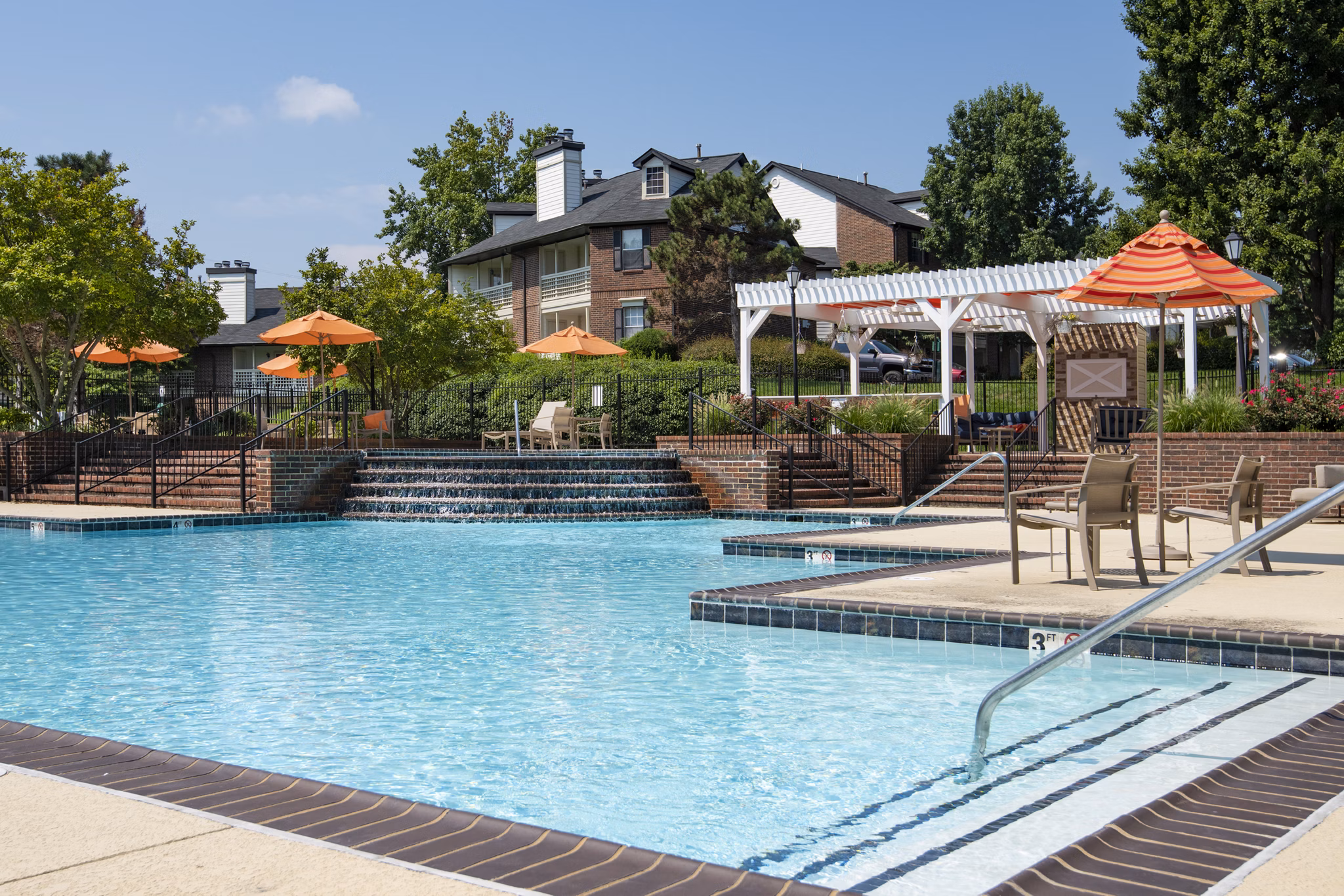pool at Avana Bellemeade Apartments