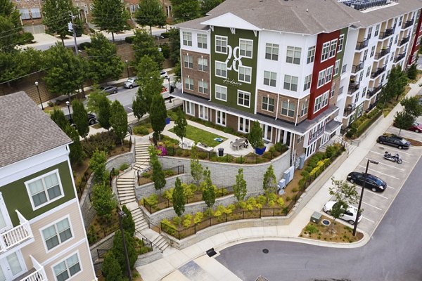 building/exterior at Ardmore & 28th Apartments