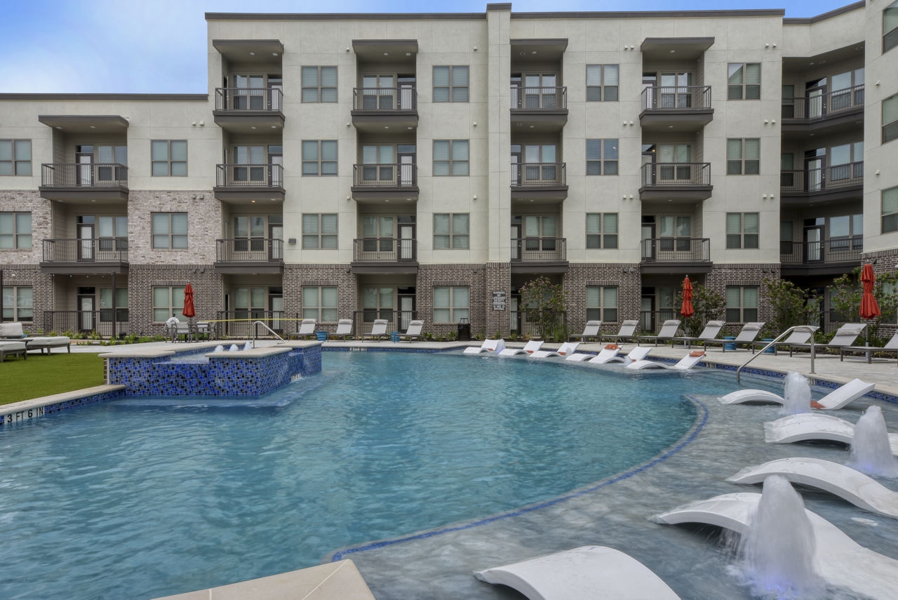 The Savoy Apartments San Antonio Tx 3 of 12