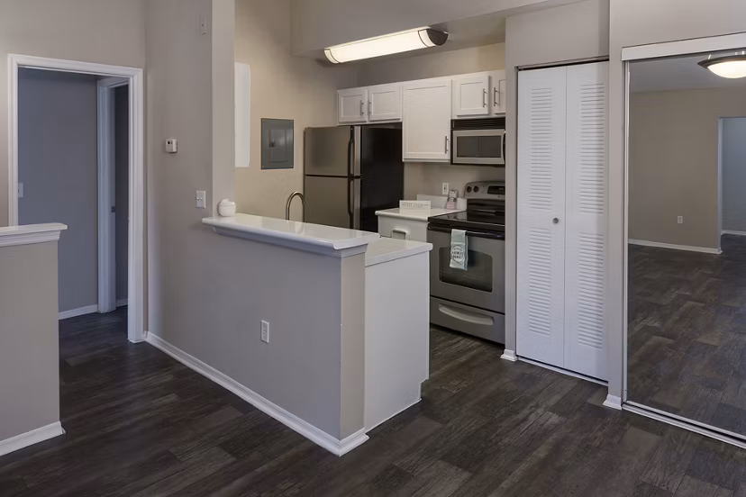 kitchen at Highpoint Club Apartments